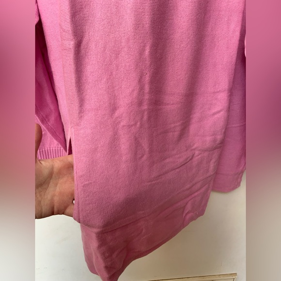 Isaac Mizrahi Pink Sweater - Picture 2 of 4